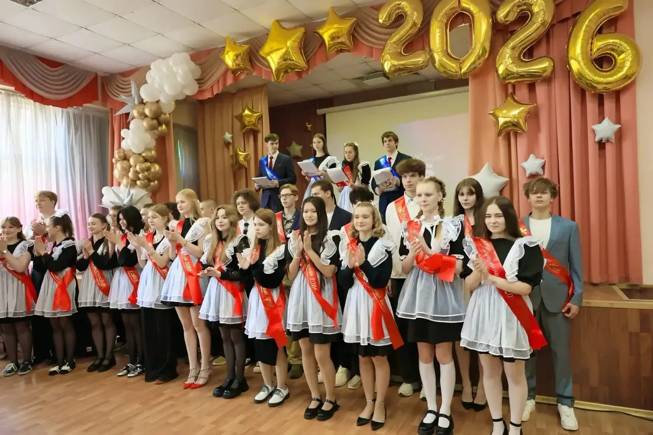 🔔Сегодня последний звонок прозвенел для более 6000 мытищинских школьников!  У 4200 девятиклассников 