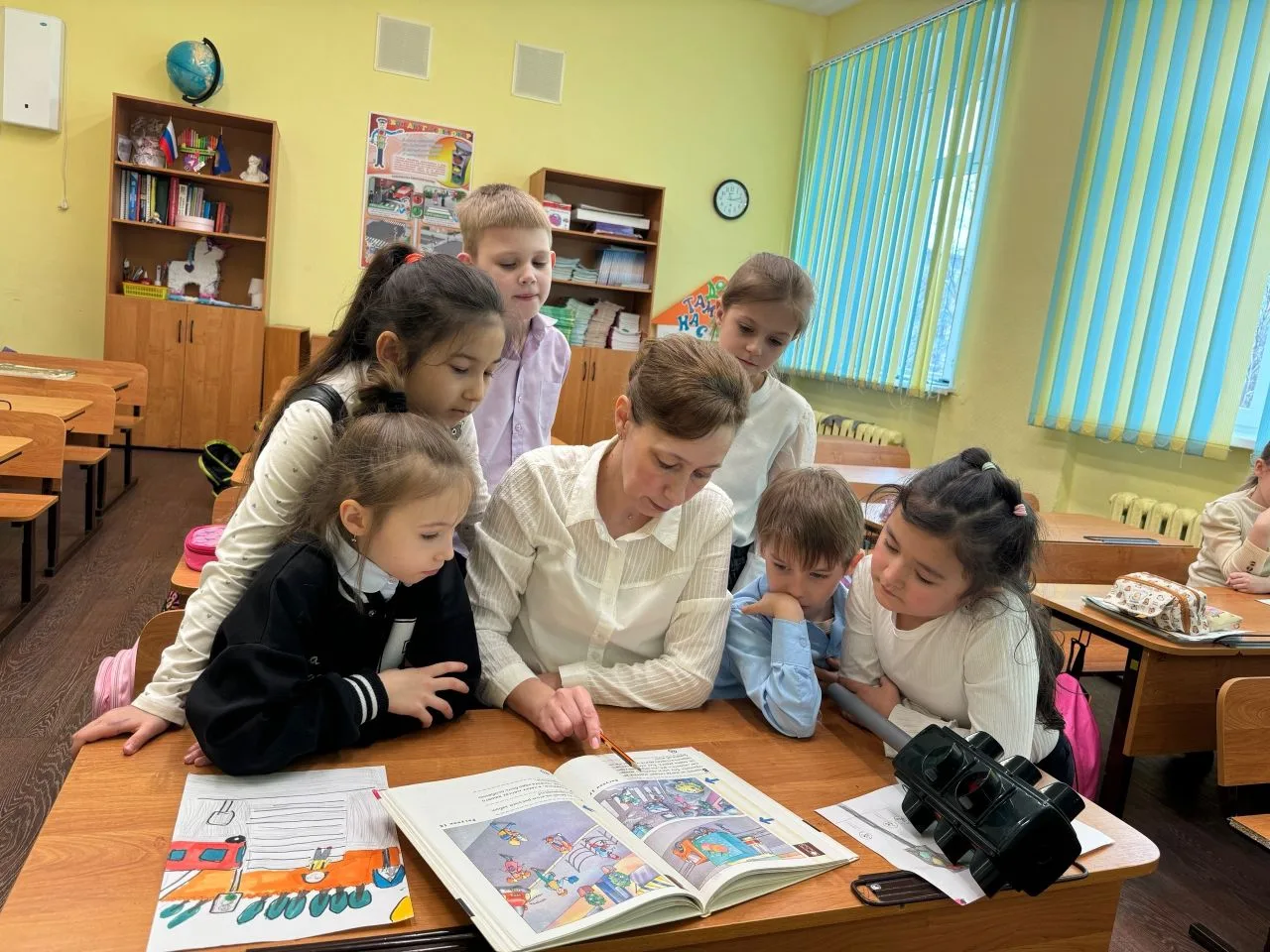 В нашей школе прошла Неделя безопасности «Безопасным дорогам скажем ДА!»    🚦 С 10 по 13 марта 2026 