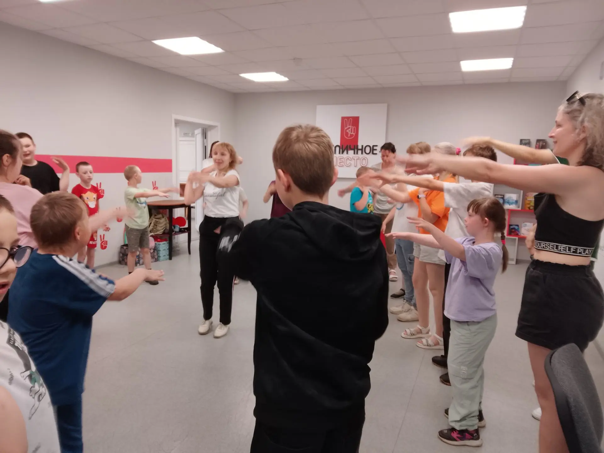 СПОРТЛЕТО🏀🏸🤸⛹🤽

☀Лето – идеальное время для того, чтобы позаботиться о здоровье и зарядиться поз