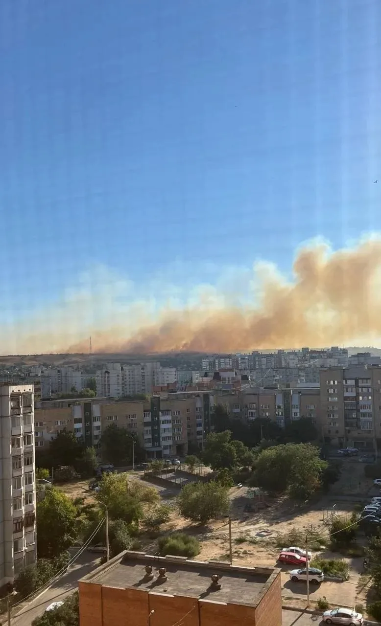 В Красноармейском районе горит Чапурниковская балка.