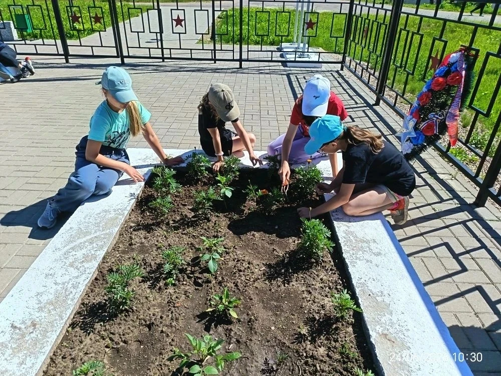 ☀Пришкольный ЛАГЕРЬ 2026☀17 день☀

🌈День коллективно - творческого дела.

🍓После завтрака мы прове