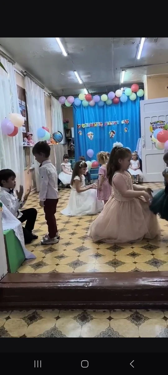 Выпускной, выпускной -