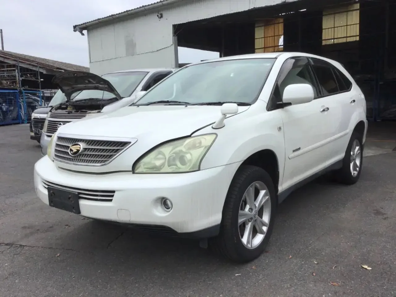 🚘 TOYOTA Harrier DAA-MHU38W