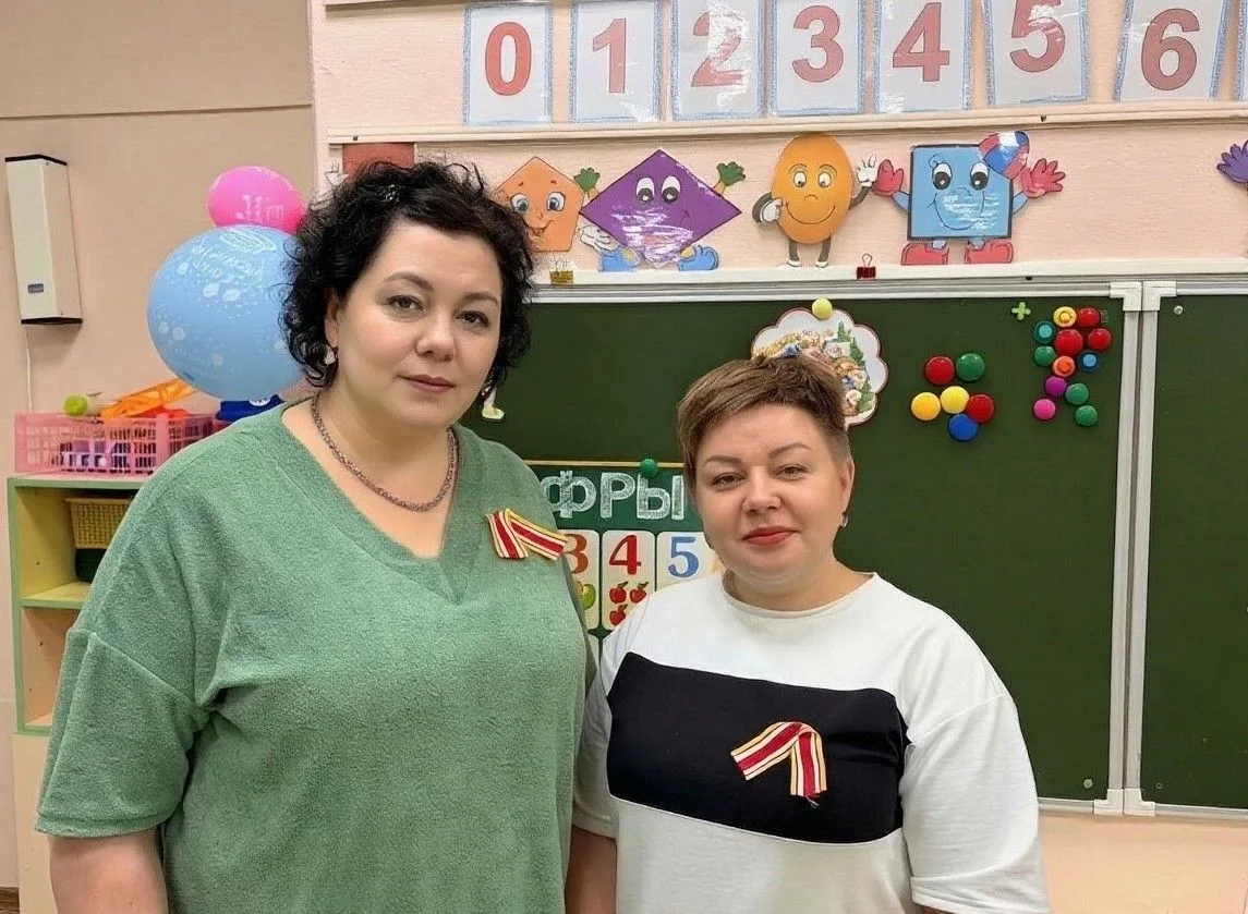 🎗 Педагоги МБДОУ 47 поселка Эльбан поддержали Всероссийскую патриотическую акцию «Даль...