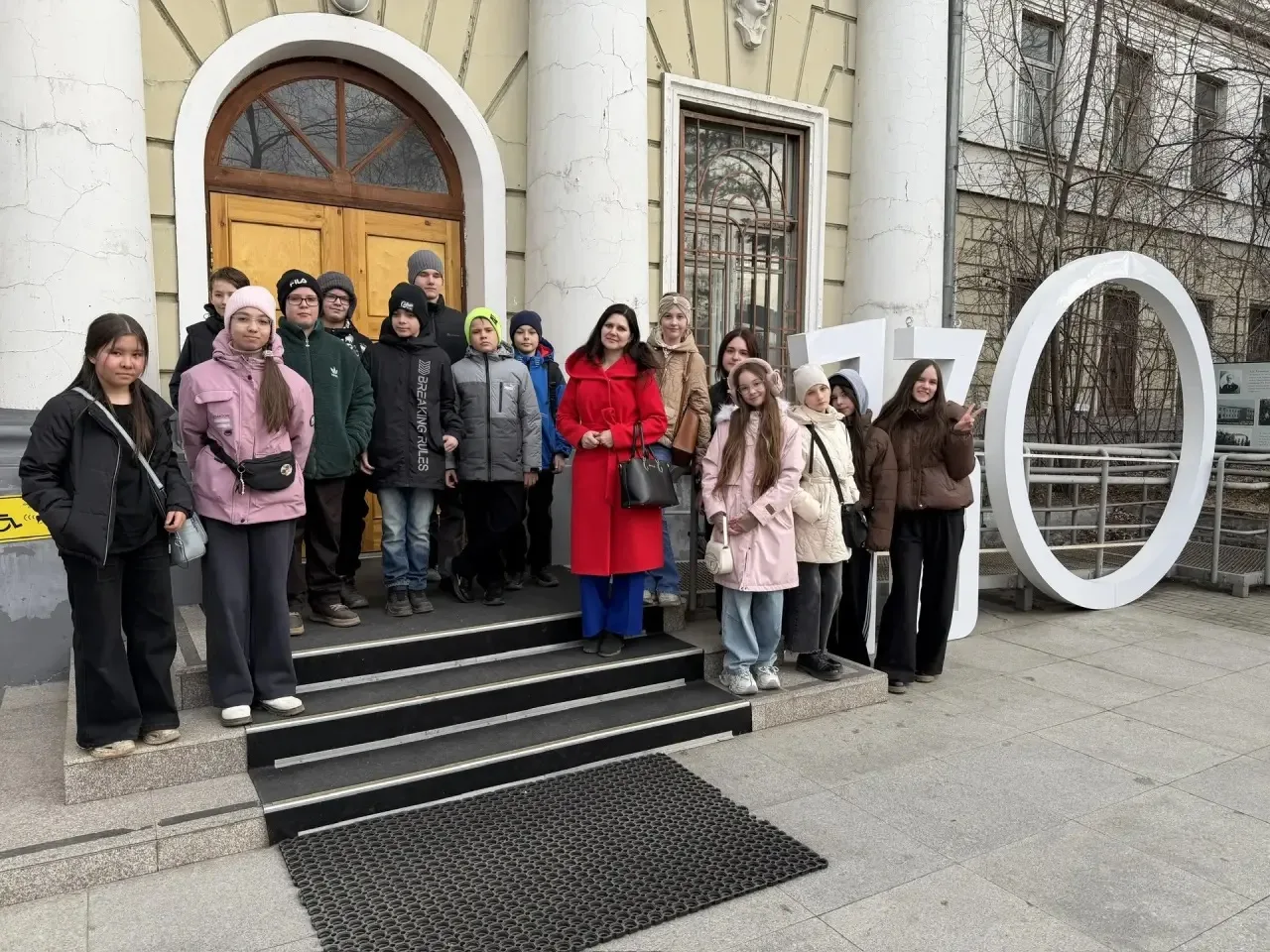 Сегодня 6 «А»класс вместе с классным руководителем посетили Краеведческий Музей им. А.К. Кузнецова. 
