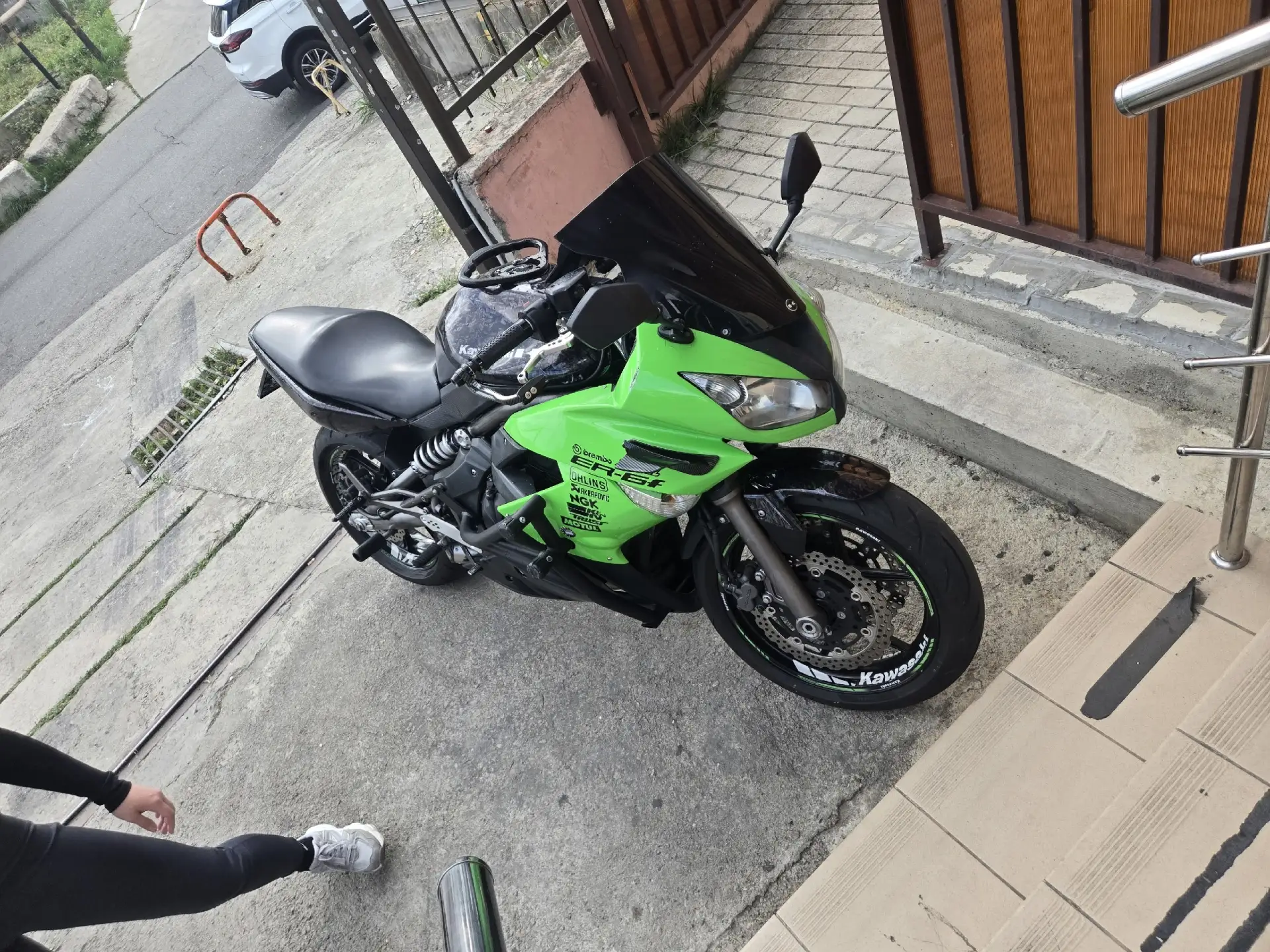 Kawasaki er 6f масло колодки новые,резина новая,клетка крейзи айрон максимальная 30к ус...
