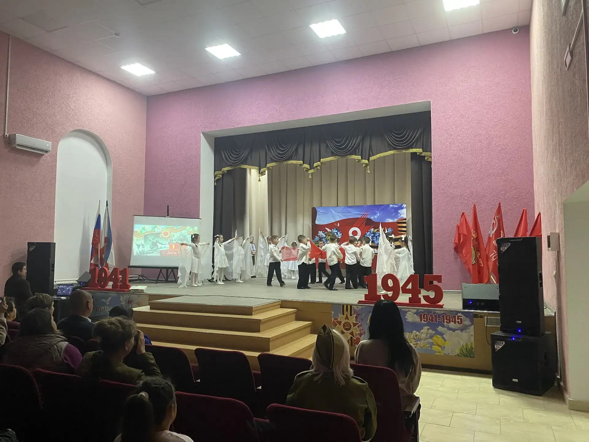 Воспитанники нашего детского сада приняли участие в проведении районного фестиваля патр...
