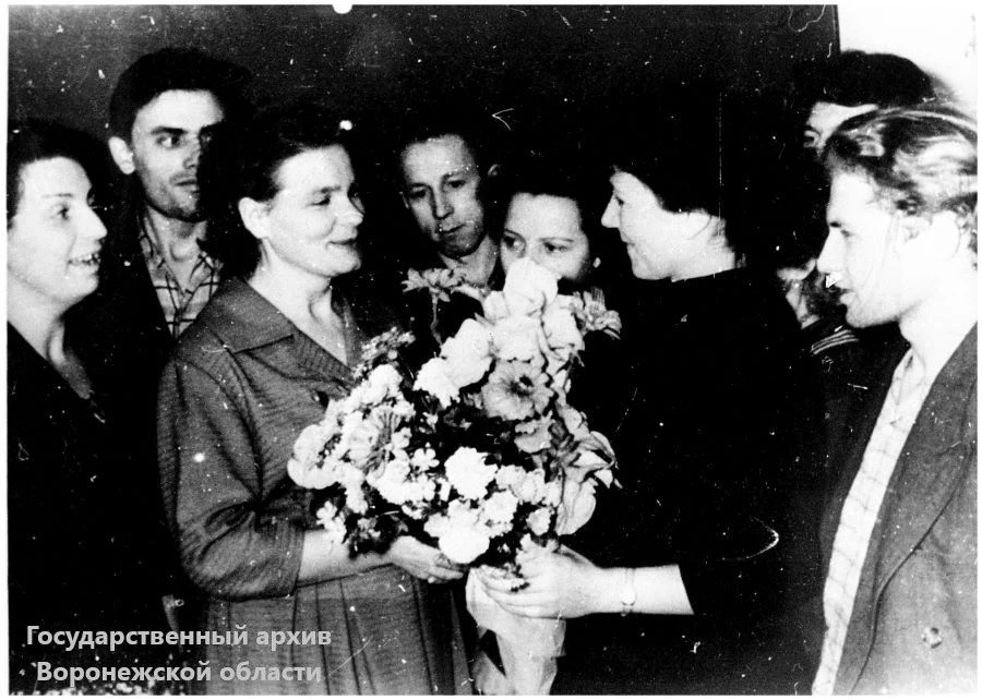 Сегодня для всех школ нашей страны особенный день — последний звонок! Этот день символи...