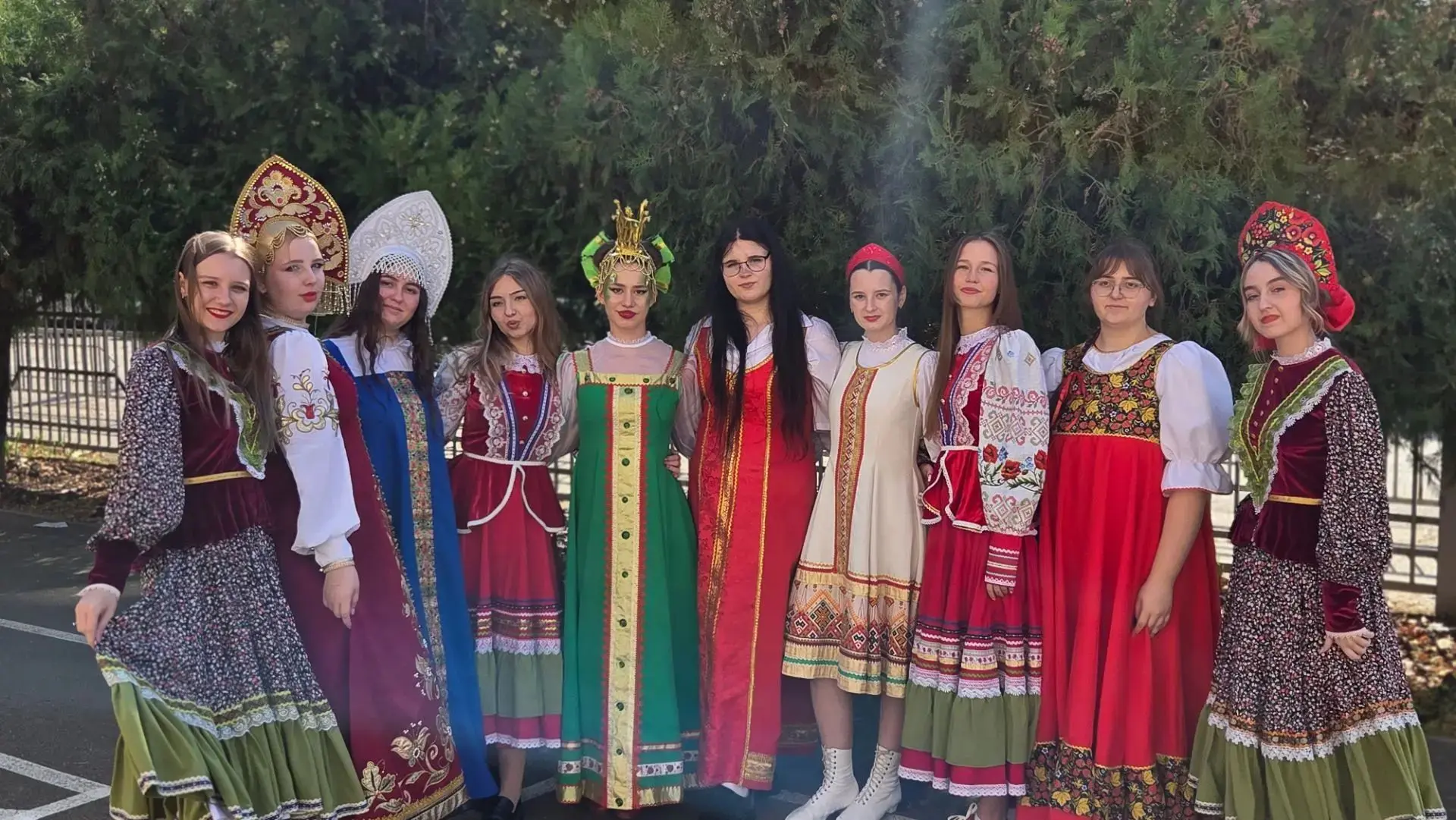 🎉 День учителя в стиле русских сказок! 🪆