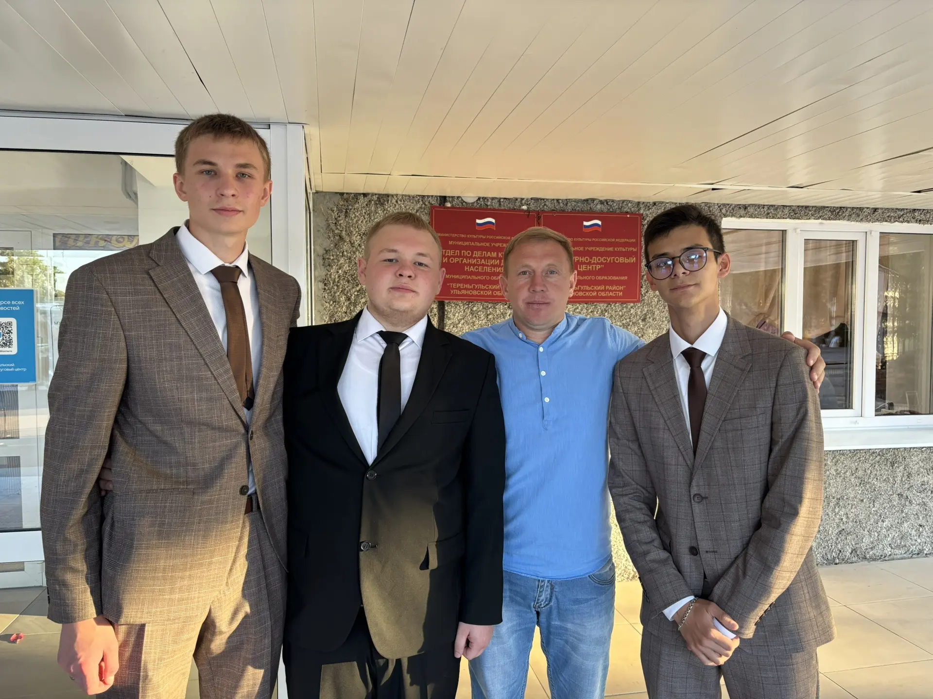 Поздравляем выпускников ДЮСШ с окончанием школы! 🎉

Спасибо за ваш труд и волю к победе, за то, что
