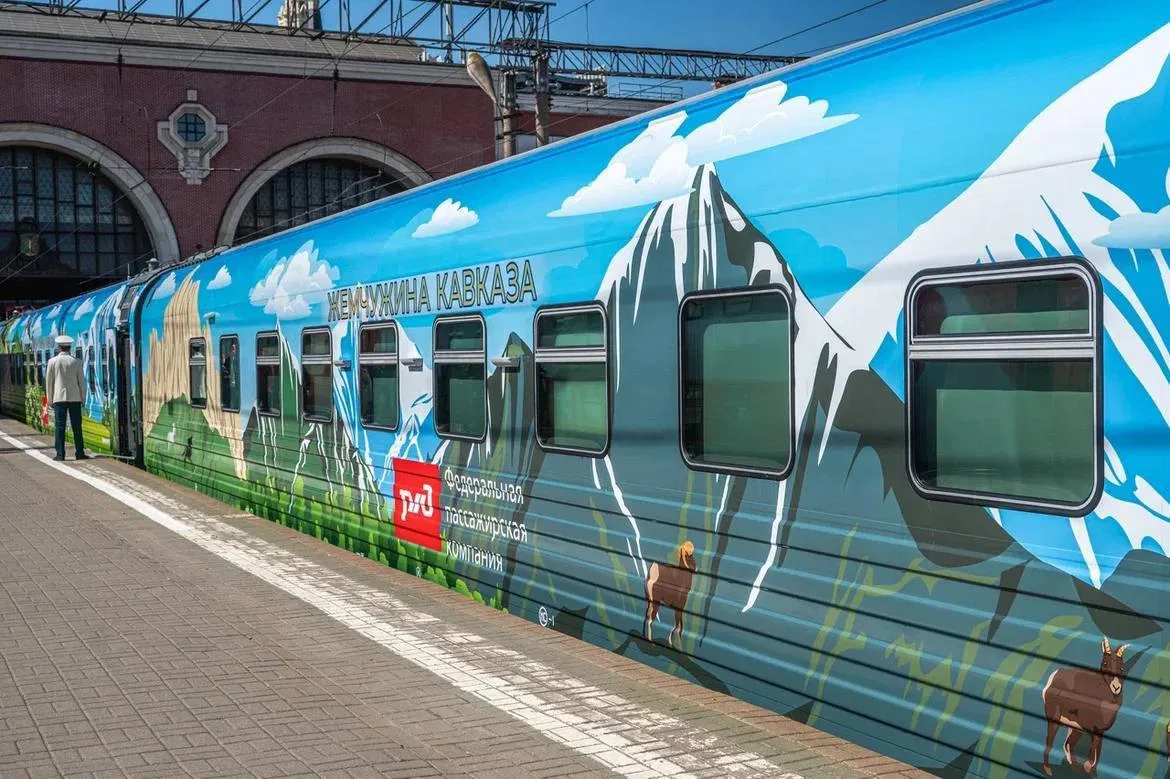 🚉  Туристический поезд «Жемчужина Кавказа» возобновил курсирование по маршрутам Северного Кавказа
М