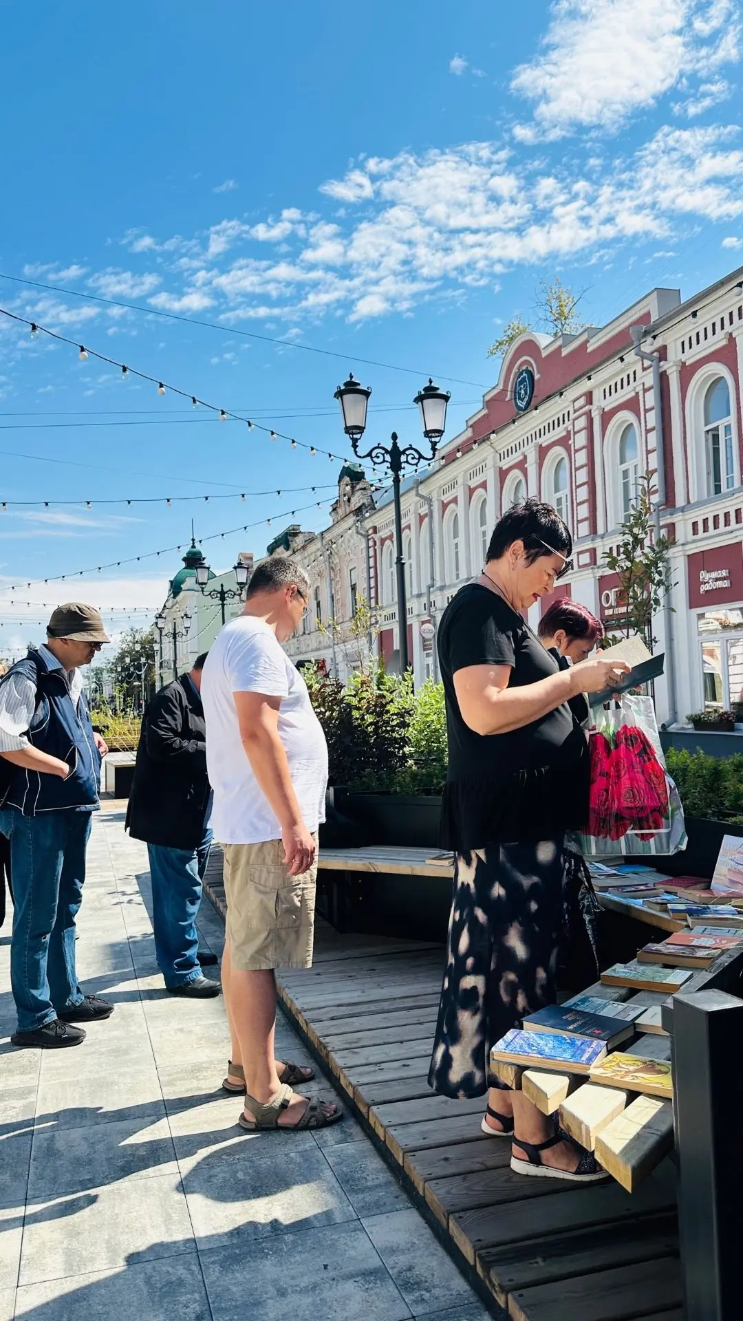 Прочти и передай другому: книжный обмен на тамбовском Арбате