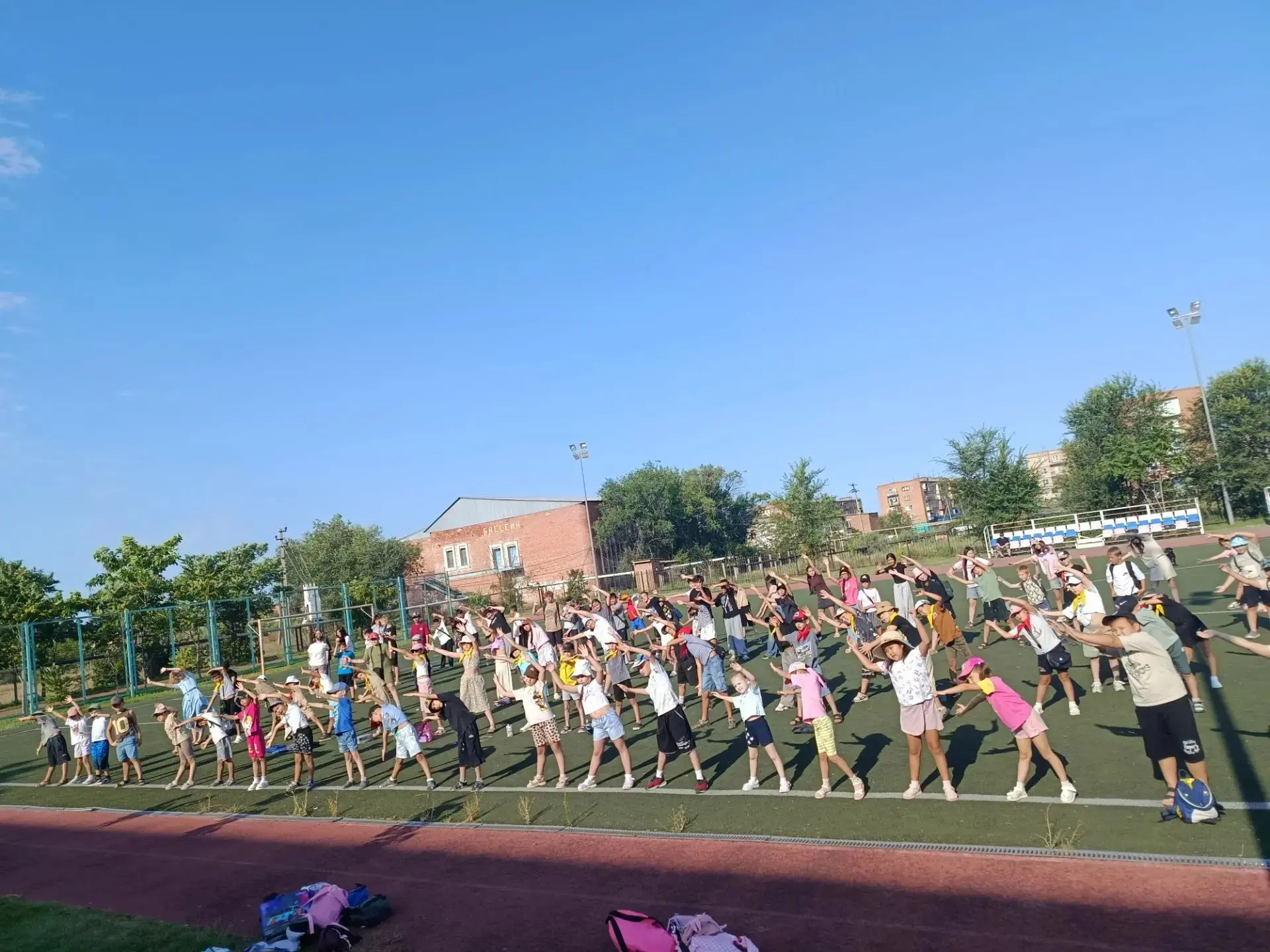 🌞  Сегодня, 28 июля, в нашем лицее распахнул свои двери для мальчишек и девчонок летний оздоровител