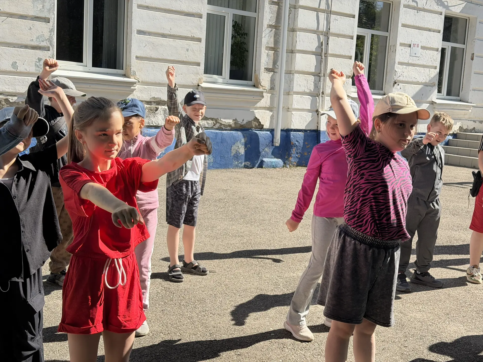 ☀️Вторая неделя в нашем лагере «Дружба» стартовала с невероятного заряда бодрости и позитива! Утро н