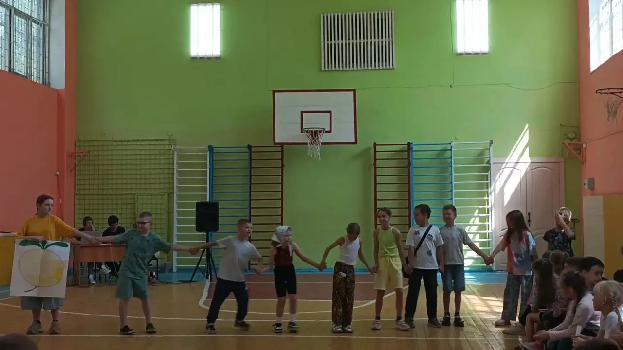 17 июня в лагере «Улыбка» отметили День сказки! ✨

Ребята окунулись в волшебный мир фантазии на конк