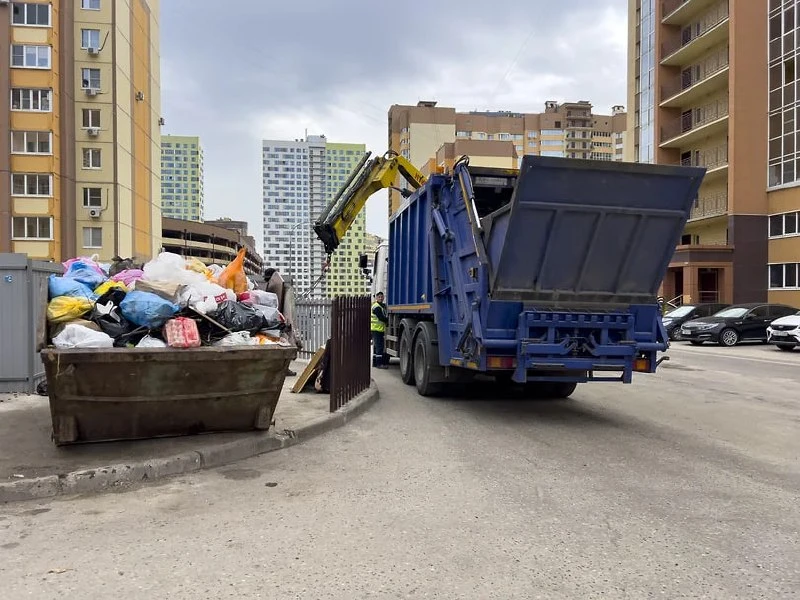 В Таганроге убрали 1,2 тыс. кубометров мусора на 70 стихийных свалках