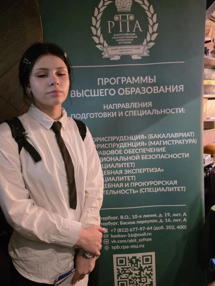 🌟ЯРМАРКА ПРОФЕССИЙ 🌟  Наши 8 и 9 классы продуктивно провели прошлую пятницу🔥 Ребята были в обществен