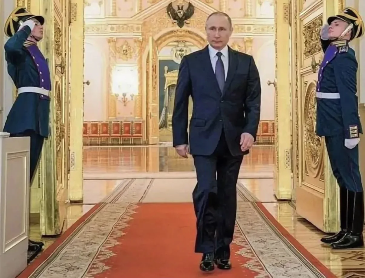 7 октября- День рождения Президента Российской Федерации Владимира Владимировича Путина.