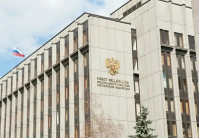 СВОих не бросаем.