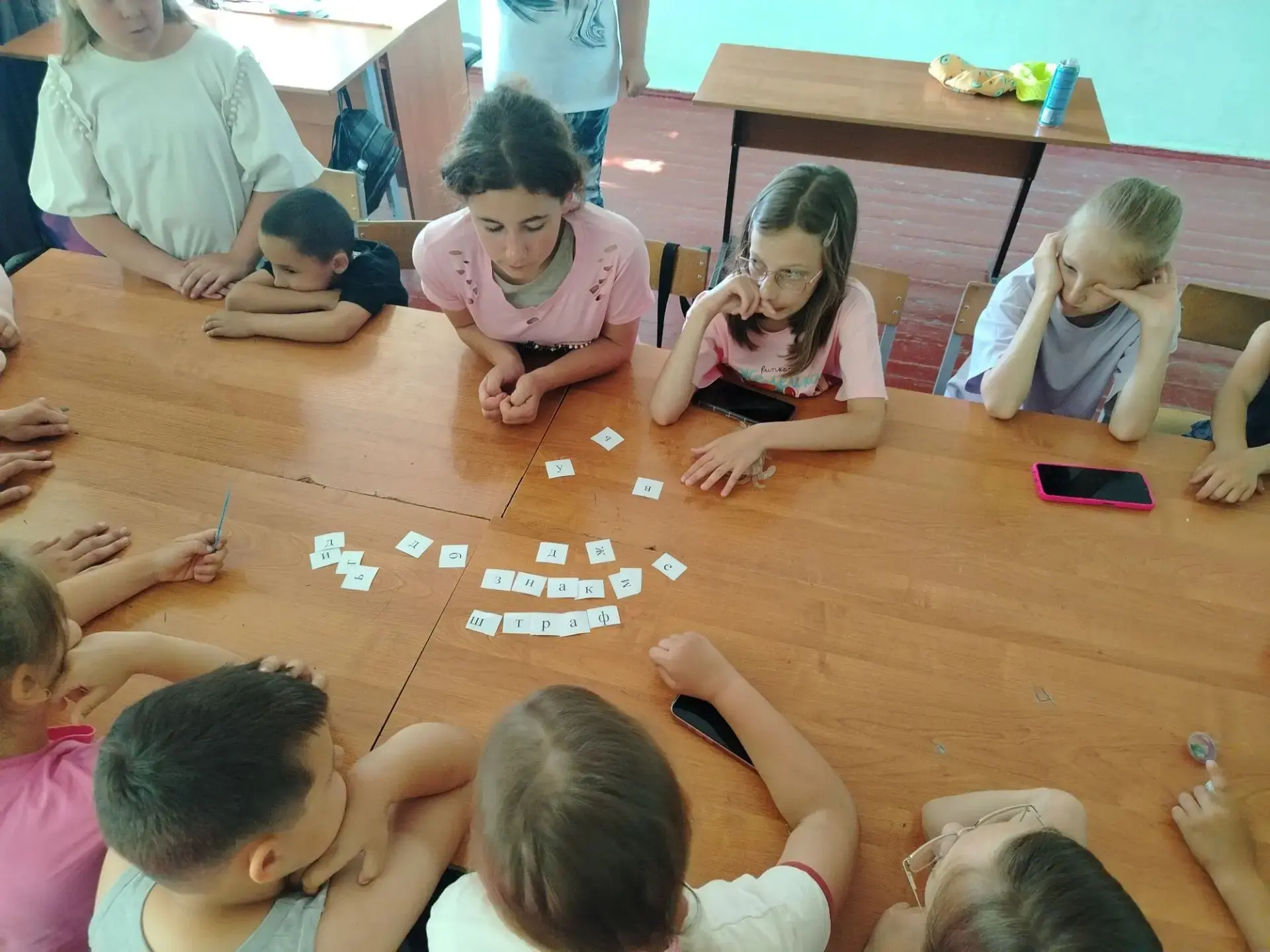 «Апельсинка» на страже безопасности: день квестов, слов и свежего воздуха

Лето в пришкольном лагере