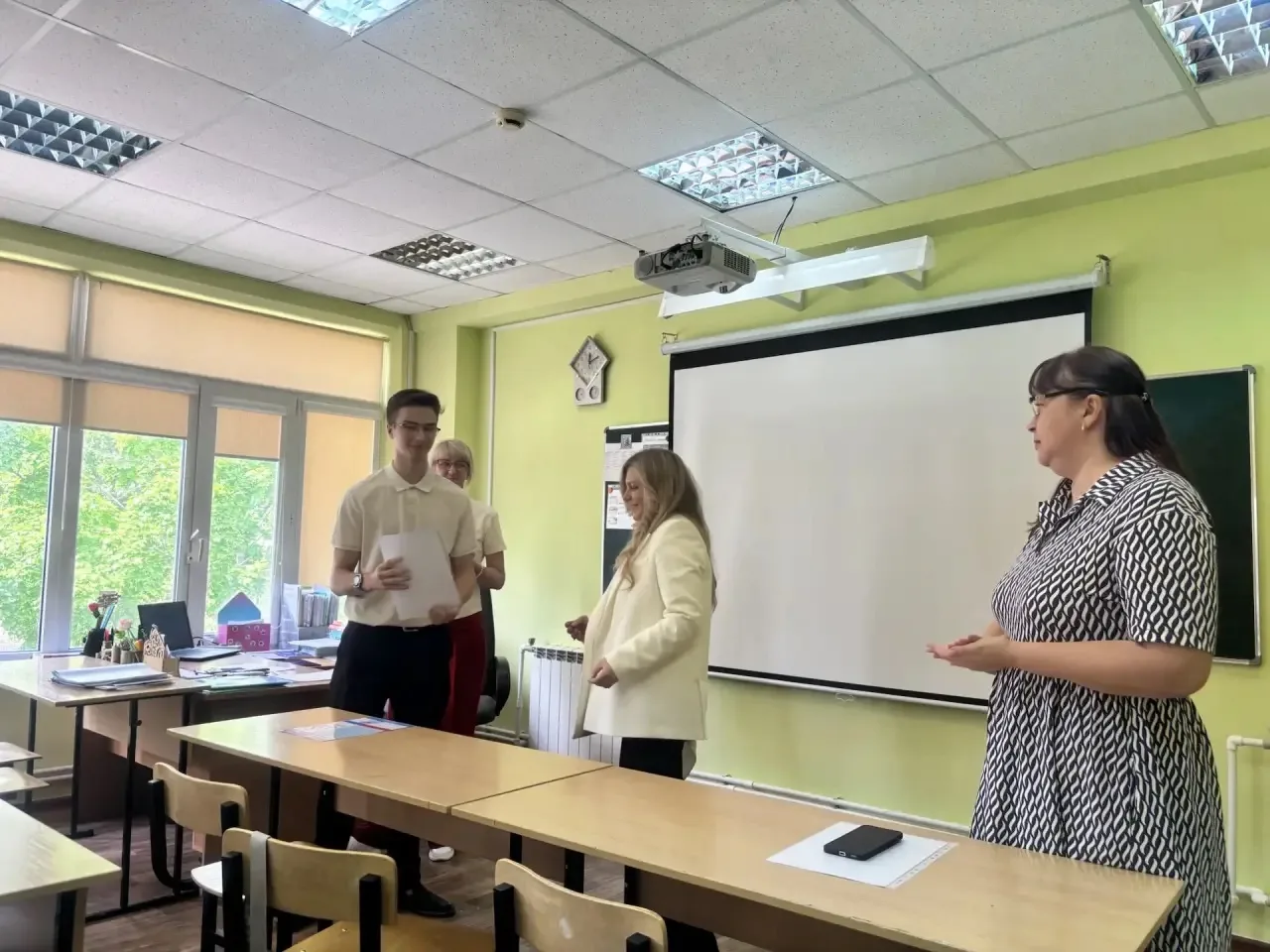 📚 Достижения гимназистов в конкурсе «Шуховский фестиваль»  Ученики 10А класса достойно представили г