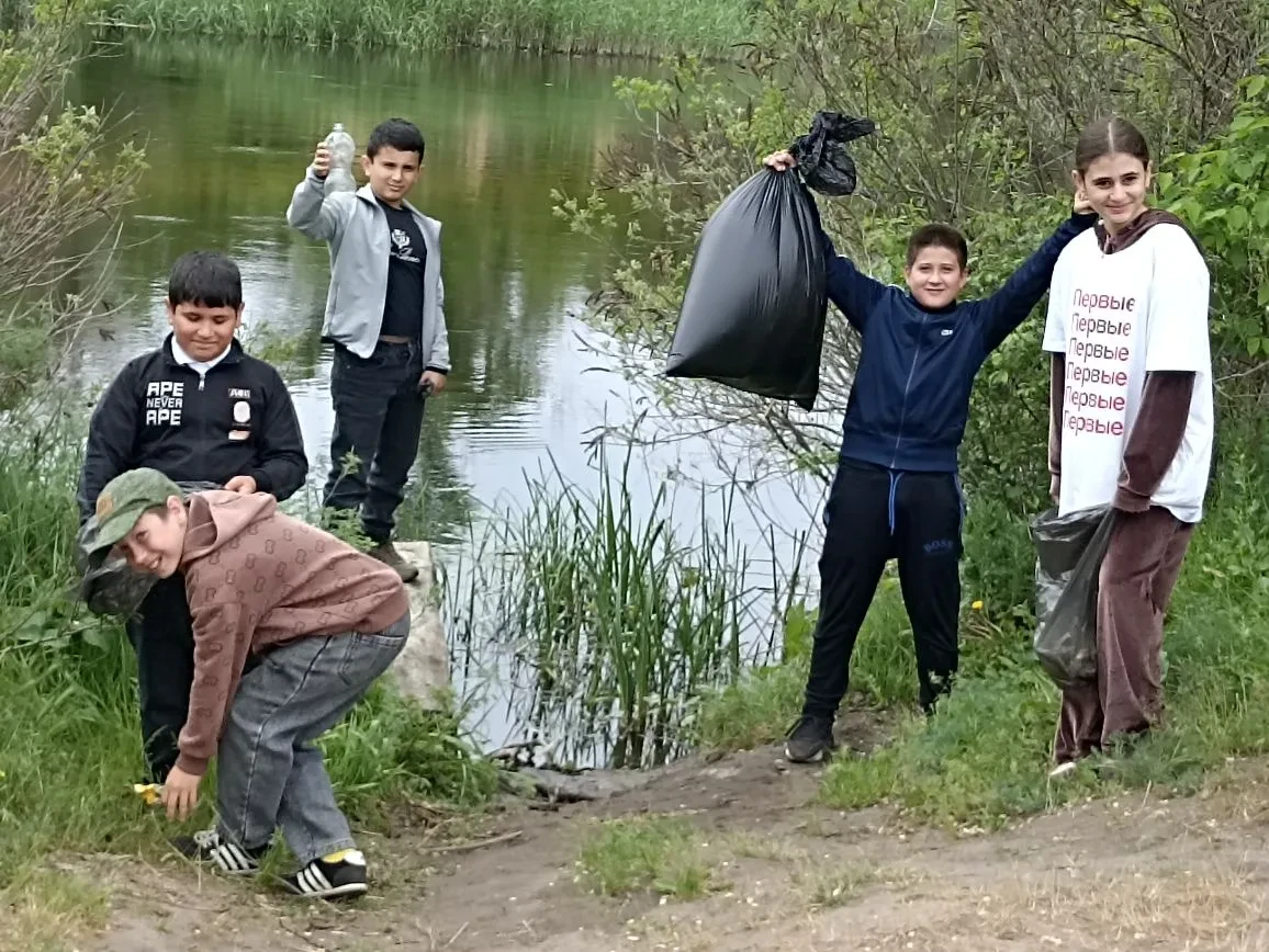В рамках празднования Дня реки Дон обучающиеся нашей школы произвели уборку берега, очи...