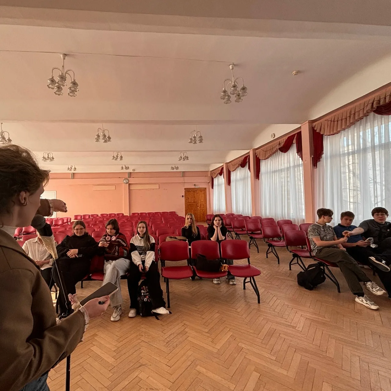 В нашей школе прошло собрание Совета старшеклассников! На встрече ребята подвели итоги мероприятий, 