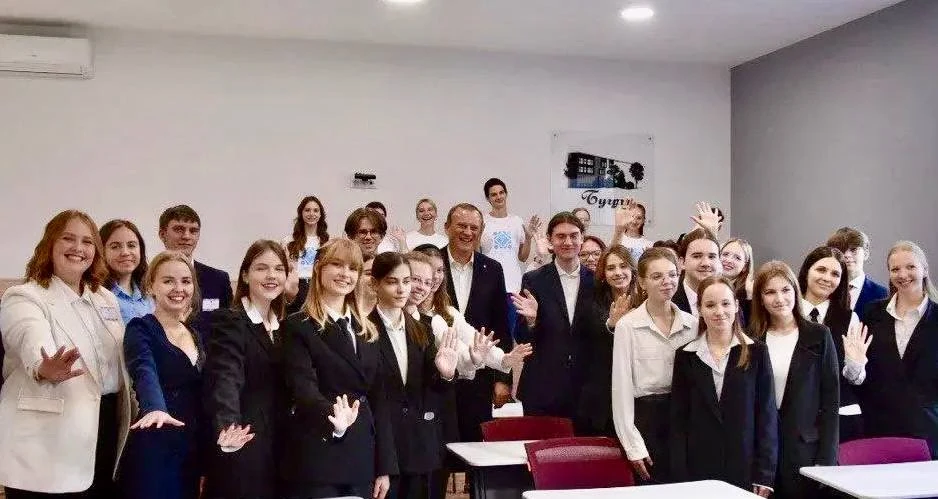 ✅Губернатор Ленинградской области подписал постановление об увеличении региональных вып...