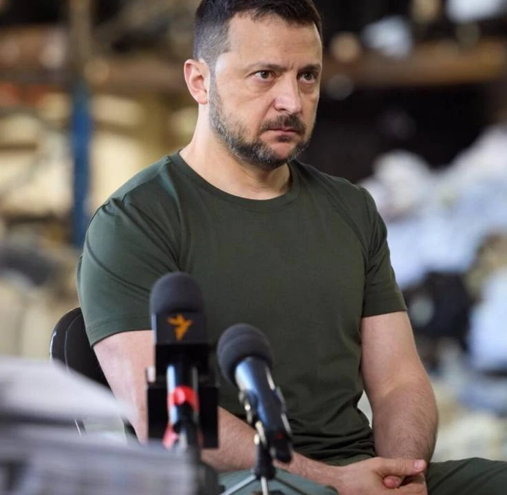 Зеленский заявил об усилении ударов по российским НПЗ