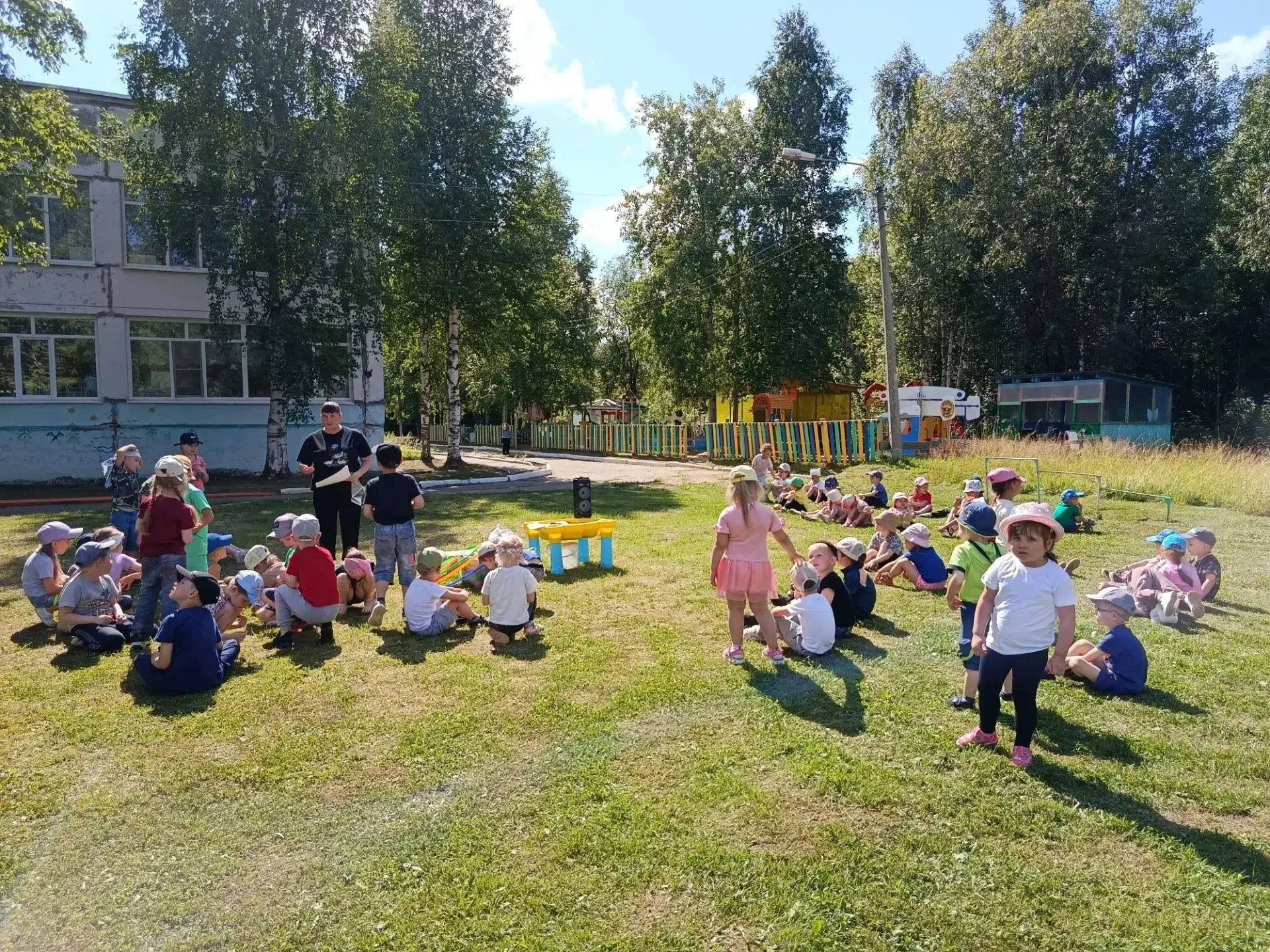 В пятницу в нашем детском саду прошло развлечение "Земля наш общий дом". Для ребят группы "Чебурашка