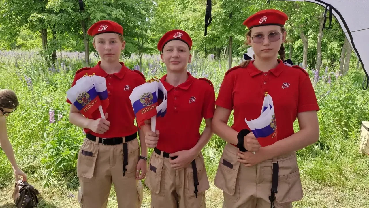 🇷🇺С Днём России мы поздравили всех тарусян и гостей нашего города. Вчера в амфитеатре Берёзовой ро