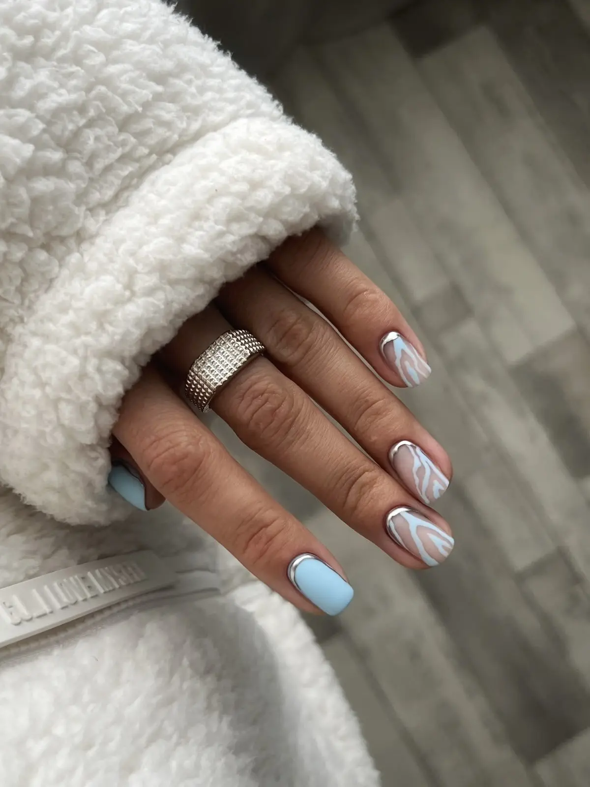 Берем идею на заметку и записываемся в Nails Bar для ее реализации🩷🔽