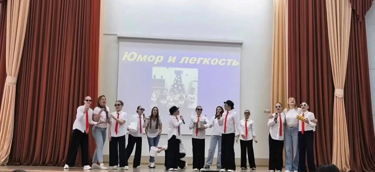 🎓 На прошлой неделе команда 6 «В» класса (классный руководитель Дегтярёва Дарья Александровна) вмест