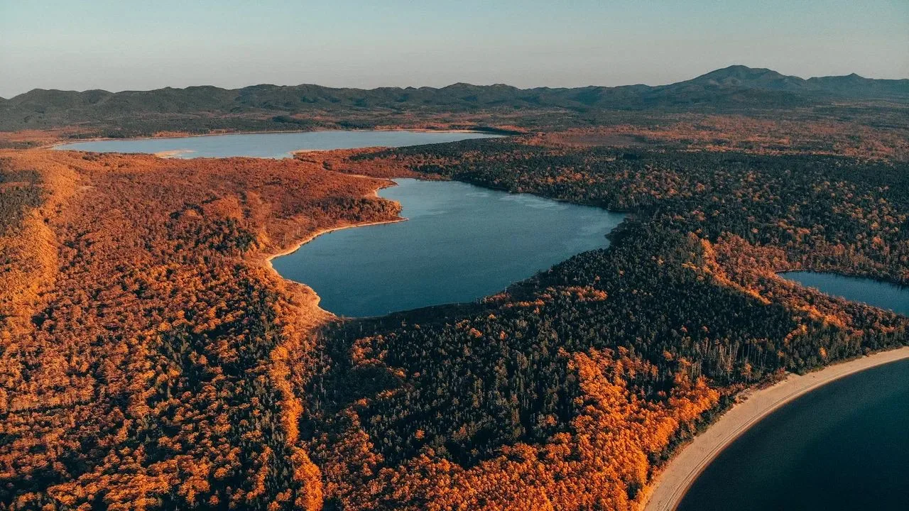 🍂 Золотая осень в островном регионе — прекрасное время, чтобы отправиться в путешестви...
