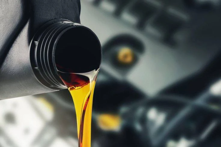 🛢️ Как сэкономить на моторном масле и не навредить двигателю?