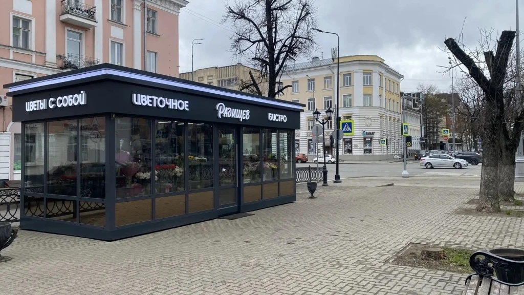 В Твери продолжается реализация программы по обновлению городской среды: нестационарные торговые объ