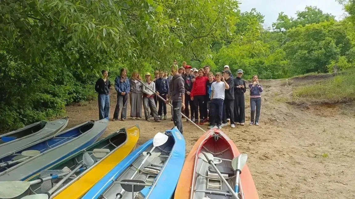 Активный выходной 6 «Г» класса в Котовске! 🌲🚣‍♂️  24 мая ученики 6 «Г» класса лицея №14 отправились 