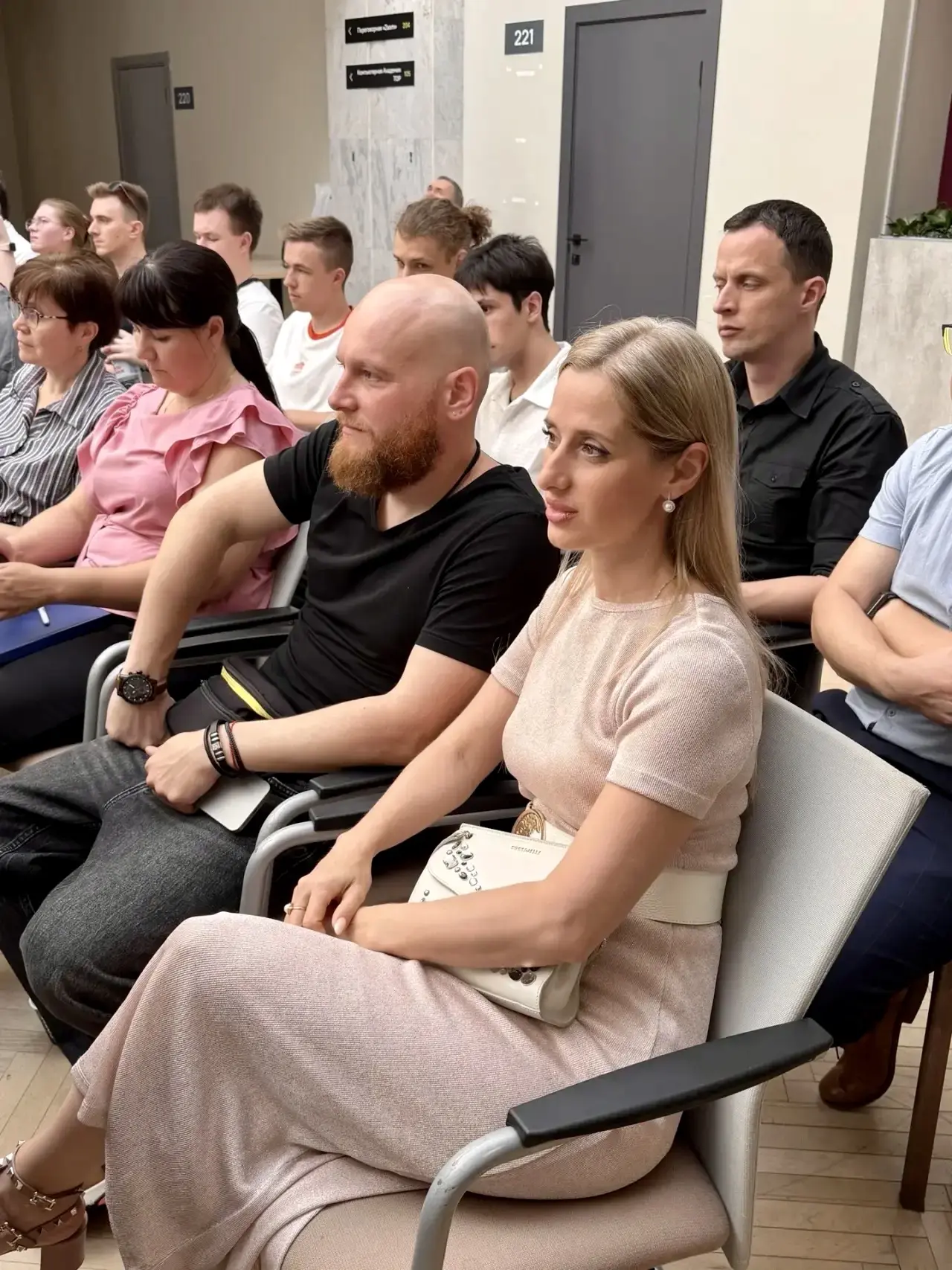 🤖 Будущее проектируется сегодня: АрхСиТ на конференции по ИИ в ИТ-Парке! 🏙️✨  Вчера  преподаватели к