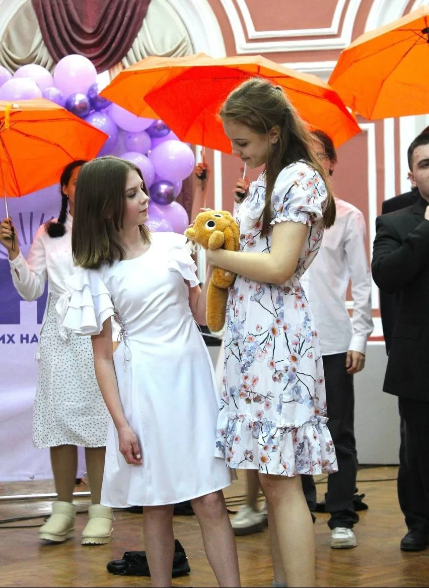 👫🔔"ДОБРЫЕ ДЕТИ МИРА" В ДЕЙСТВИИ🔔👫  2 марта учащиеся нашей школы, члены волонтерского отряда "Добрые 