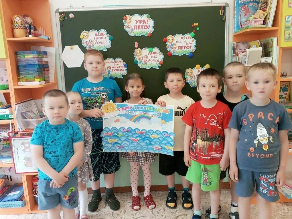 Радостно, звонко, тепло прошёл главный праздник детства –в нашем детском саду. Все педа...