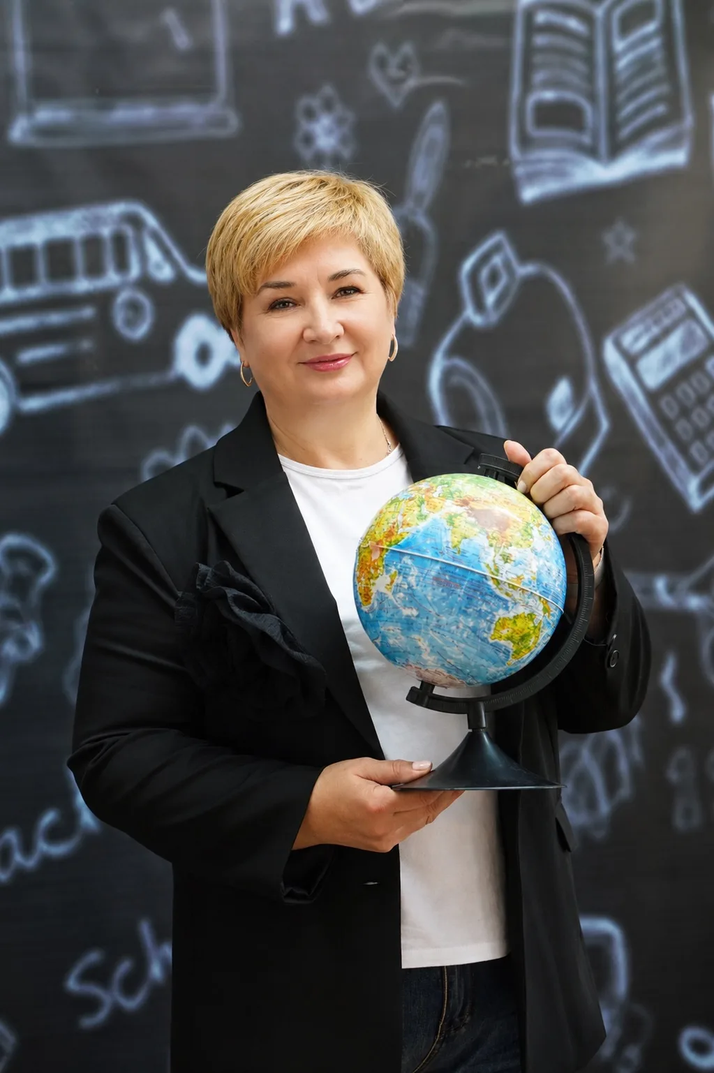 Дорогие выпускники, уважаемые родители, педагоги и ученики нашей школы!