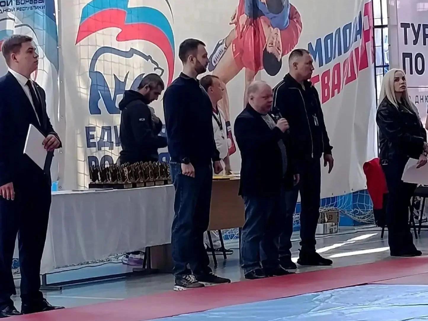 Шахтерские спортсмены завоевали 12 медалей на соревнованиях по самбо