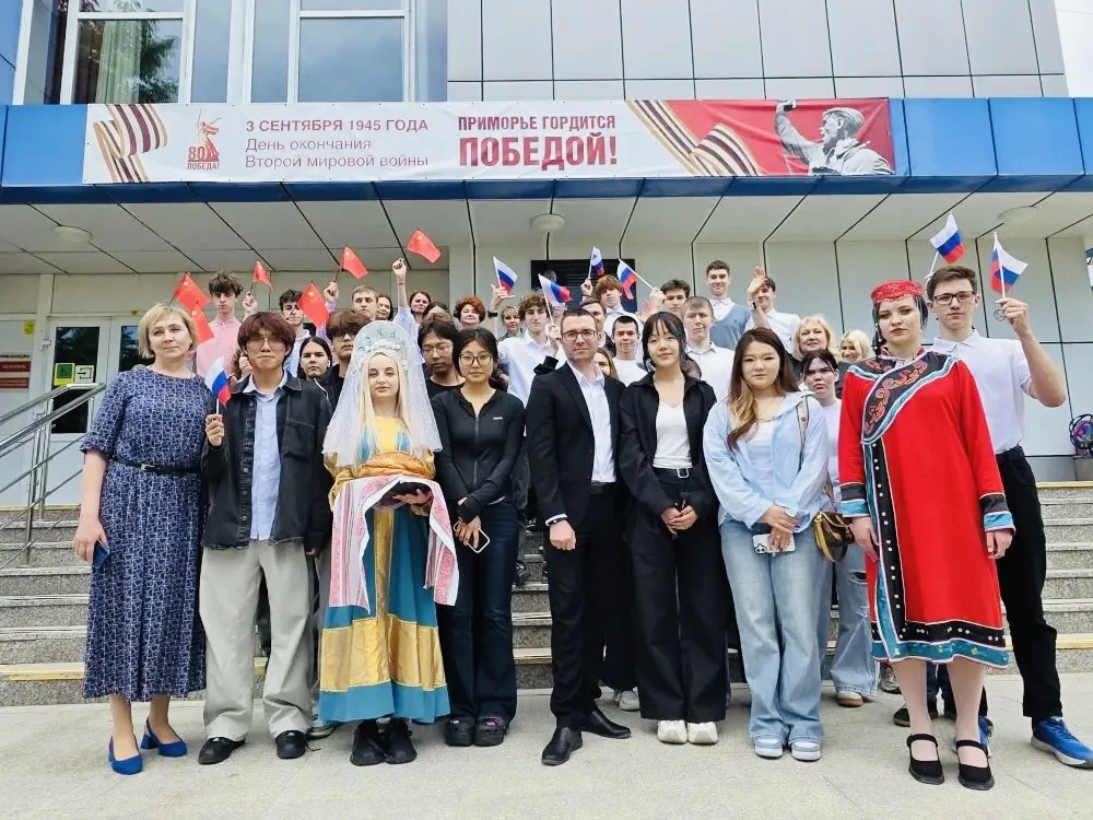 🇷🇺🇨🇳Встречаем первых гостей из Китая!

В Приморье прибыли первые участники международного фестив