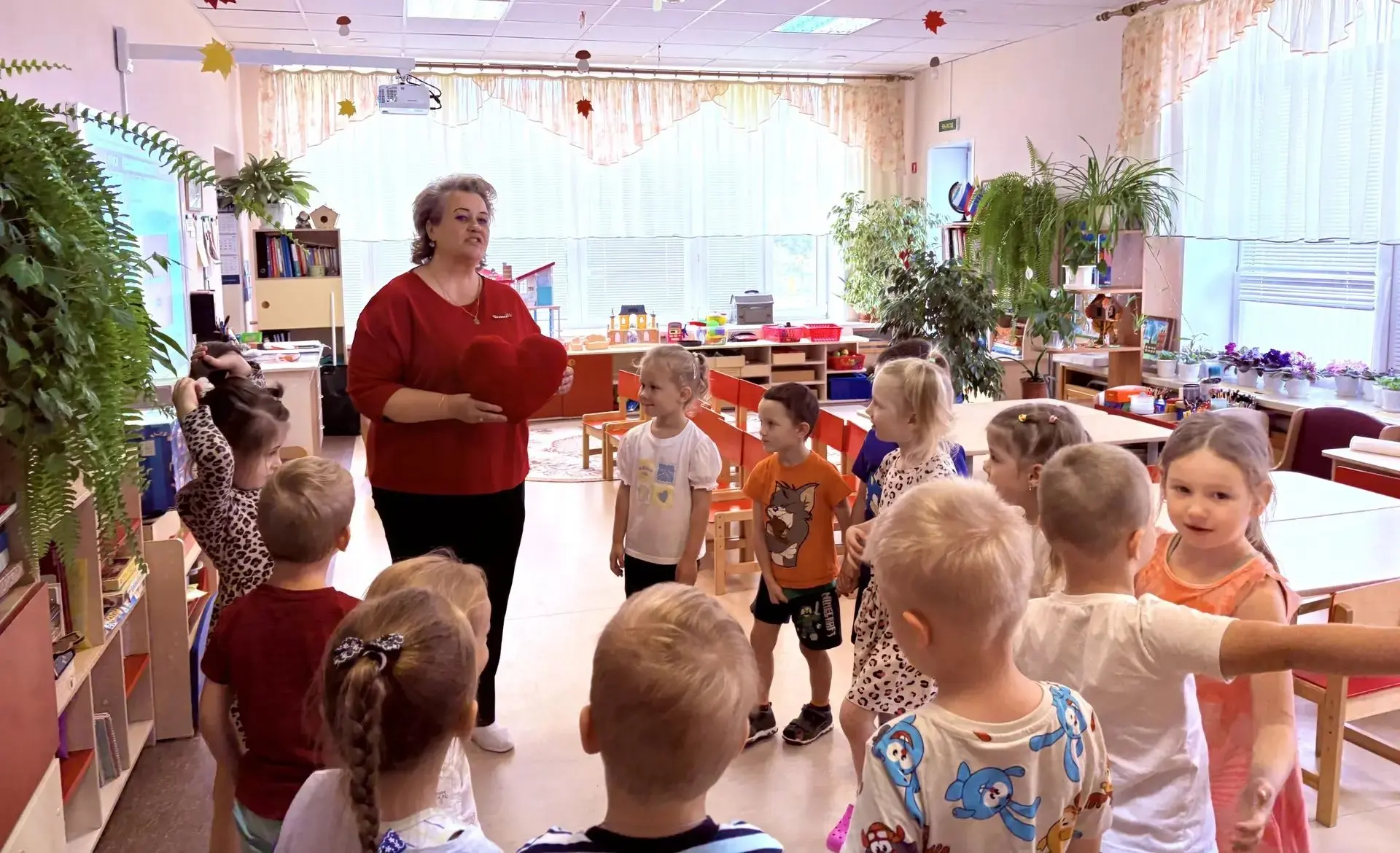 Сегодня в нашем детском саду — день «пламенного мотора»! ❤️
