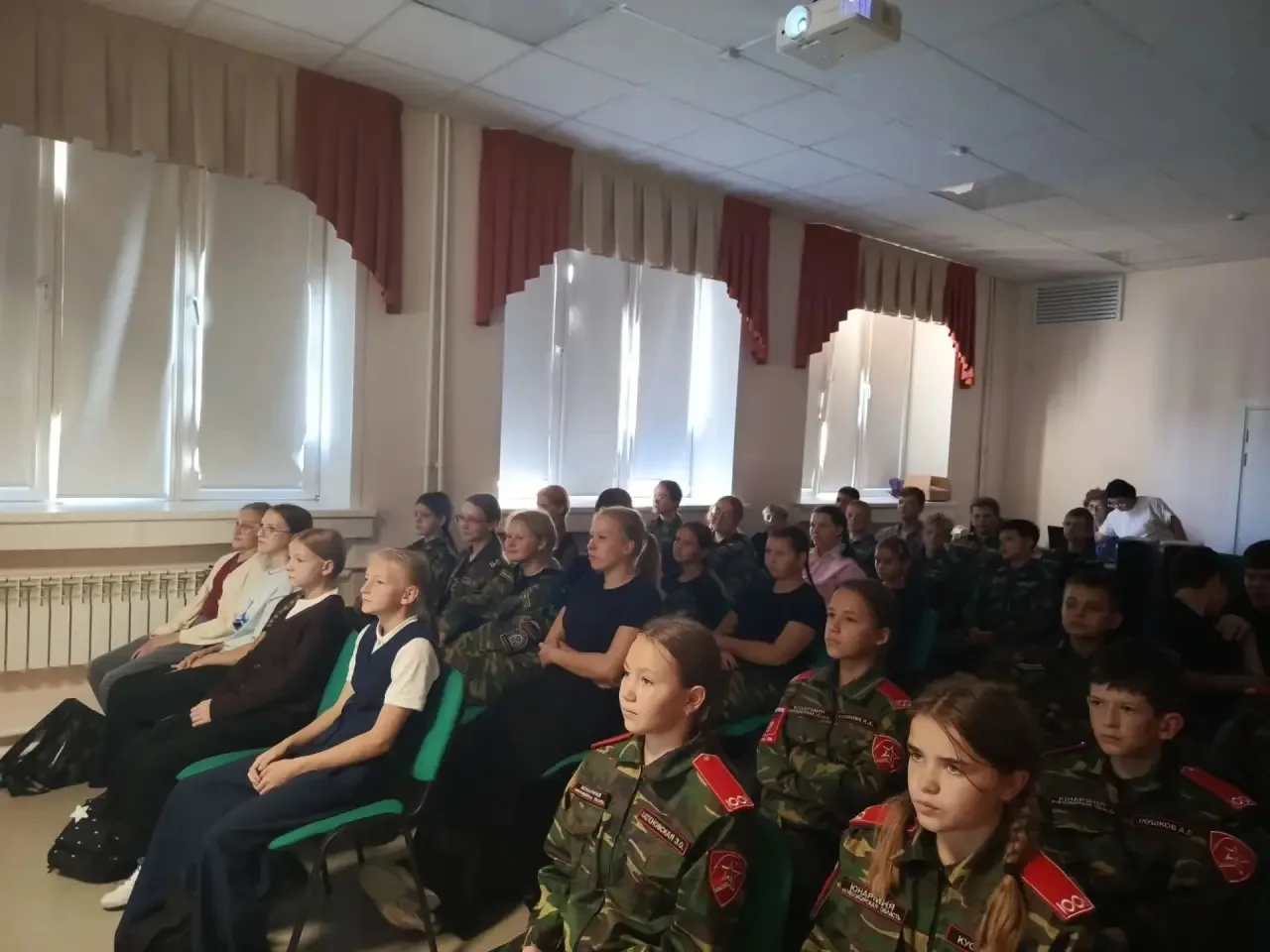 🕯️ Сегодня для 6-7 кадетских и юнармейских классов нашей школы прошла встреча с предст...