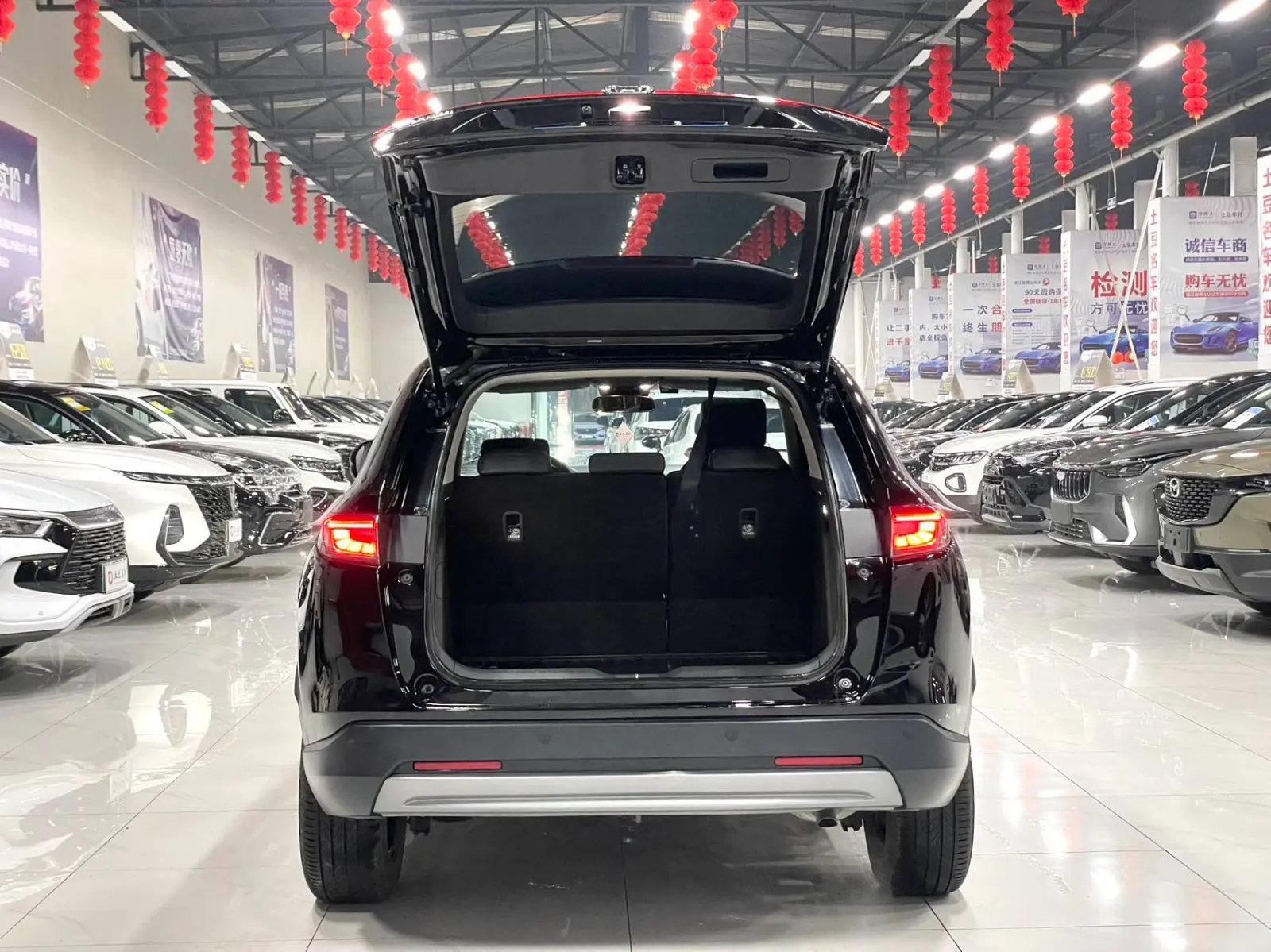 2️⃣🚨Honda Vezel   — 2023г., 1.5л., бензин, 124л.с., 2WD, вариатор — Пробег: 40.000км ✅Без окрасов   