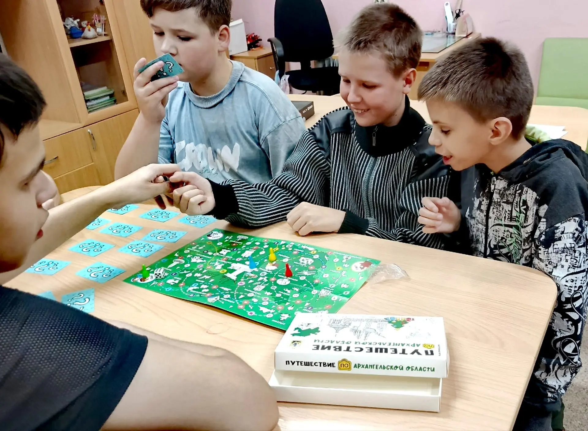 🎲 Настольные игры — не просто развлечение, а классный инструмент воспитания!