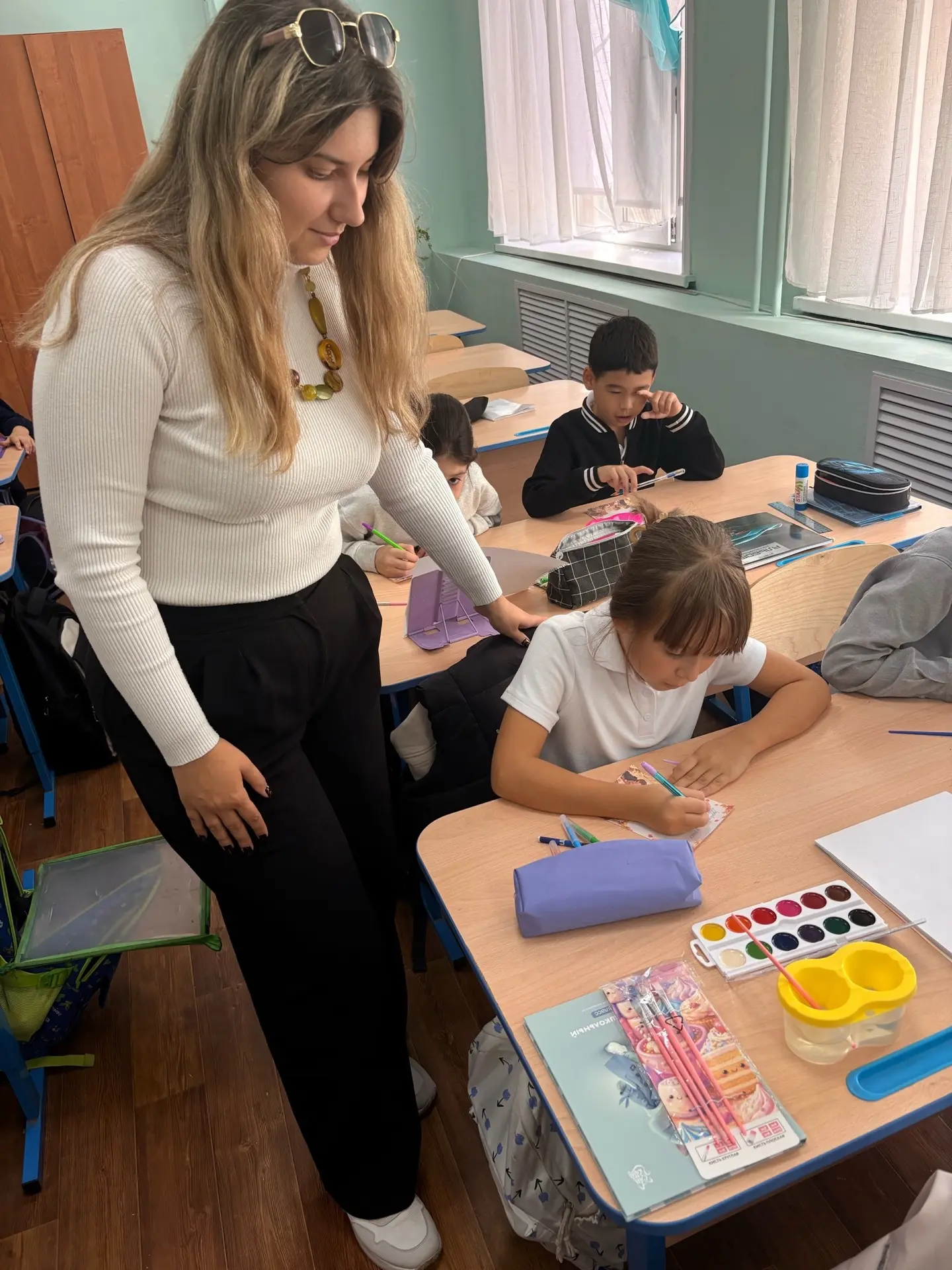 🎉 Ученики 3 «В» класса — участники программы «Орлята России» — тепло и искренне отмети...