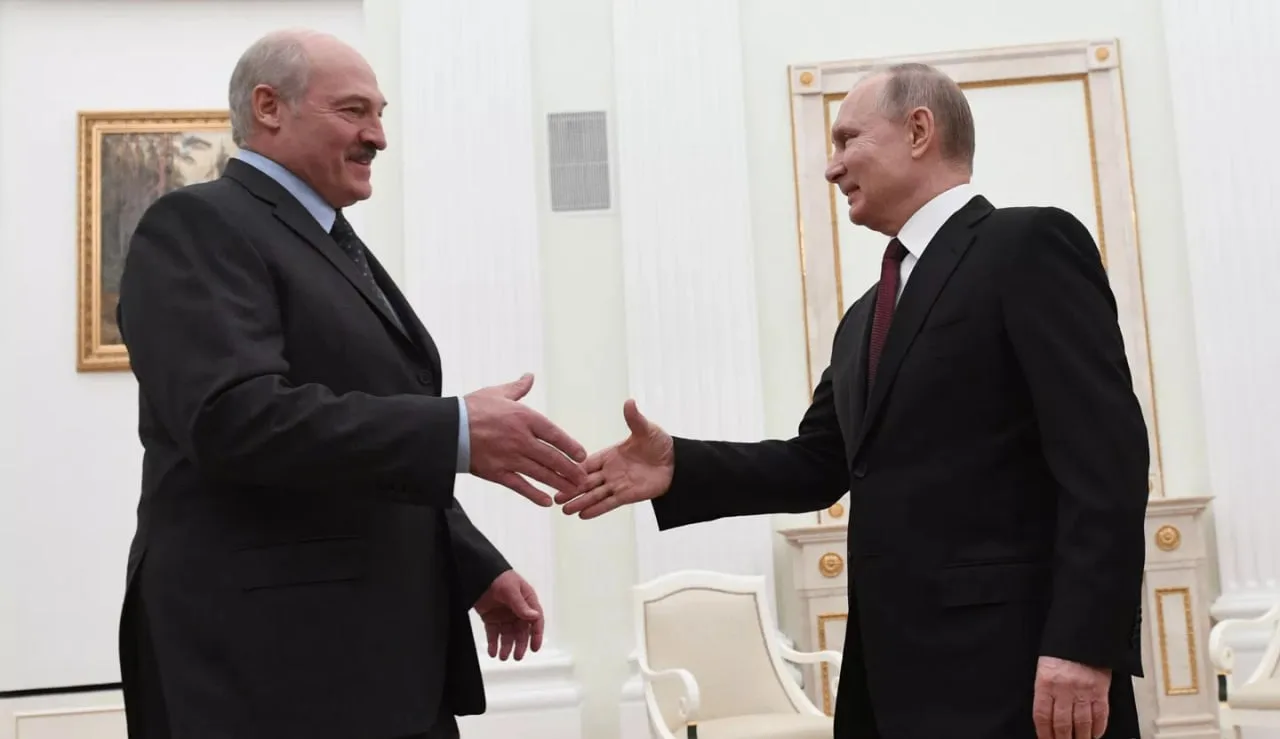 Лукашенко и Ким Чен Ын поздравили Владимира Путина с днем рождения