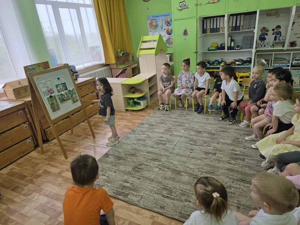 МОУ СОШ 2 г. Истра  Дошкольное отделение 3-52 (2) Младшая группа 11 Сегодня с самыми маленькими защи